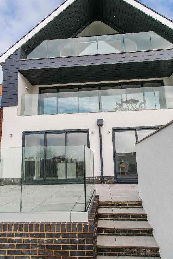 Edgewater - Bracklesham Bay Apartment East Wittering Exterior photo
